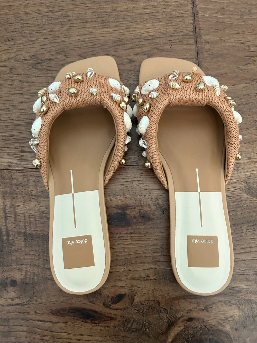 Dolce Vita Toffee beaded Raffia with Shell & Gold Bead Accents